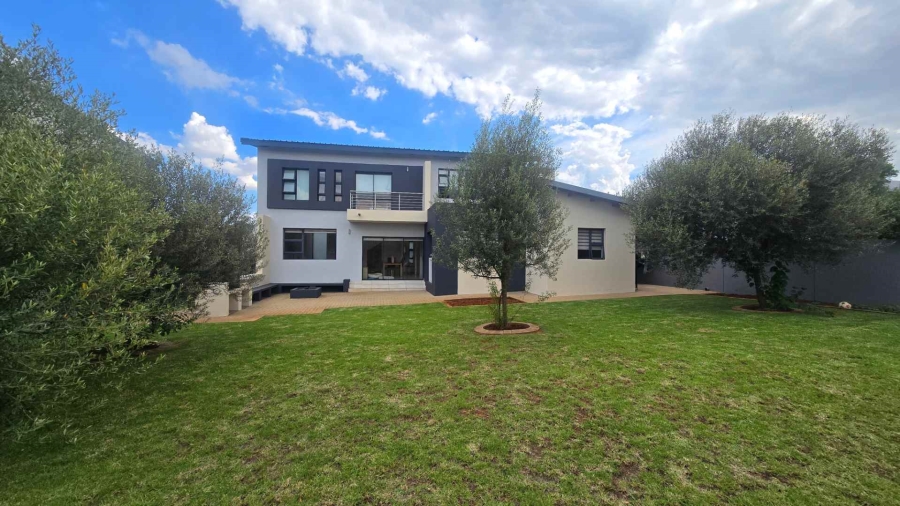 3 Bedroom Property for Sale in Midstream Meadows Gauteng