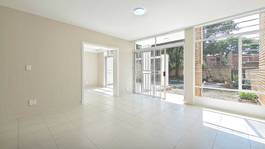 To Let 3 Bedroom Property for Rent in Sandown Gauteng