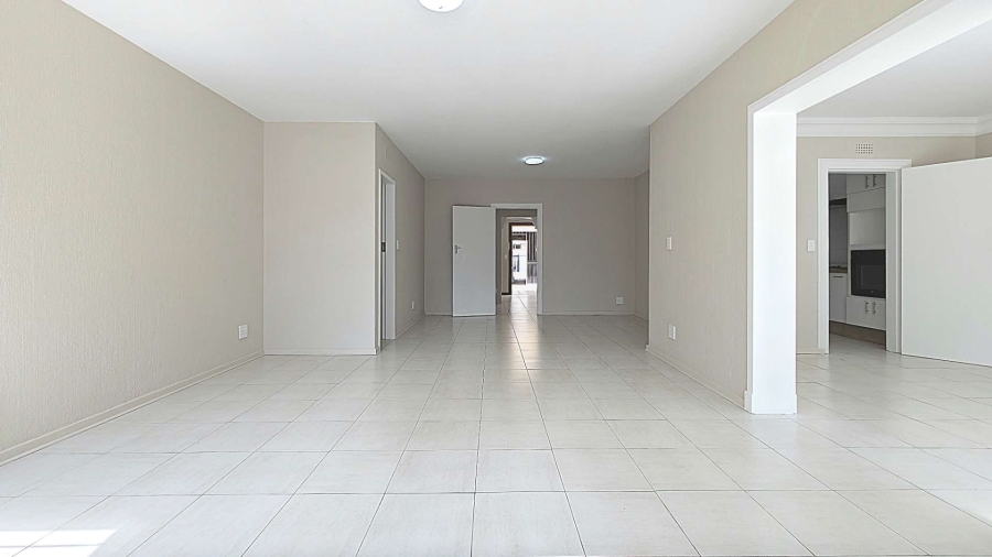 To Let 3 Bedroom Property for Rent in Sandown Gauteng