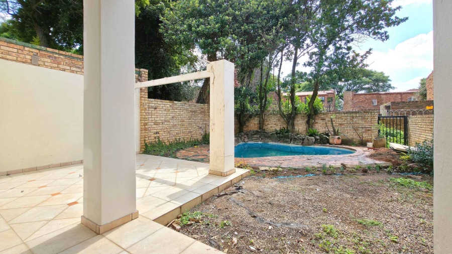 To Let 3 Bedroom Property for Rent in Sandown Gauteng