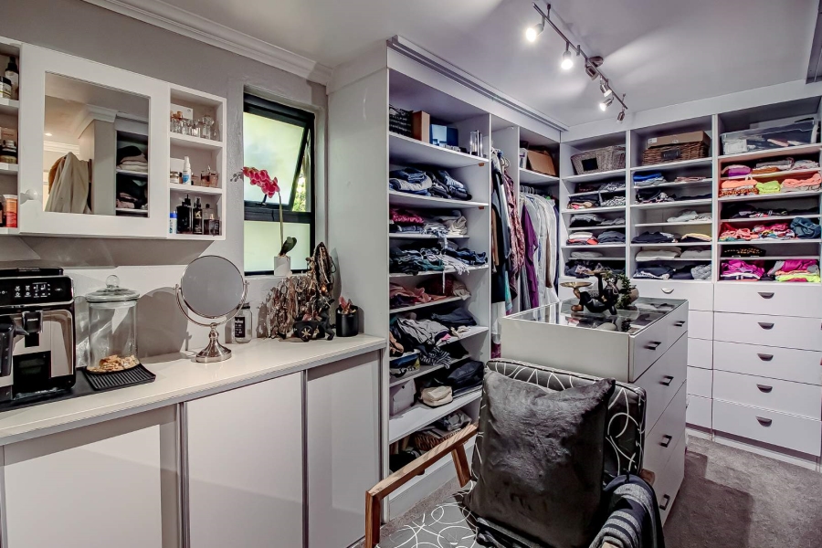 4 Bedroom Property for Sale in Bryanston Gauteng