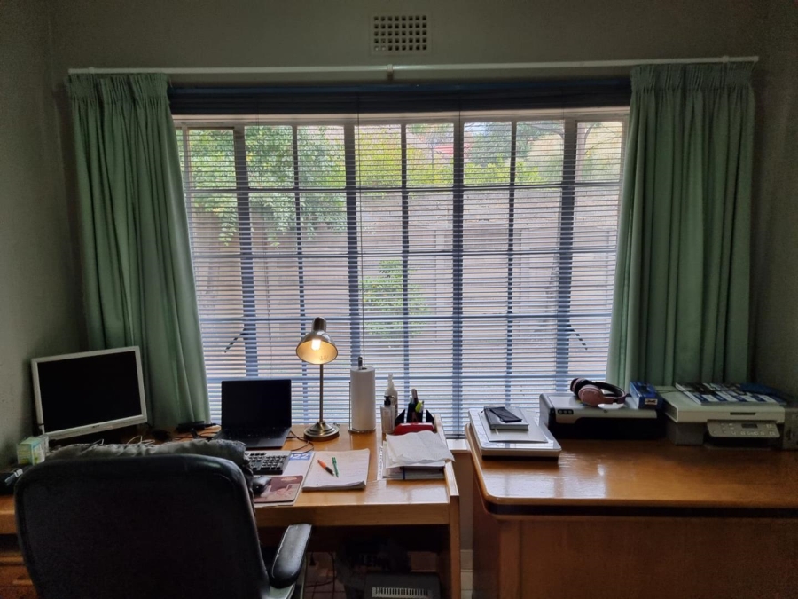 3 Bedroom Property for Sale in Brackendowns Gauteng