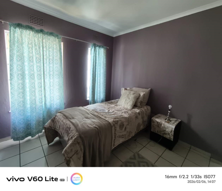 3 Bedroom Property for Sale in Brackendowns Gauteng