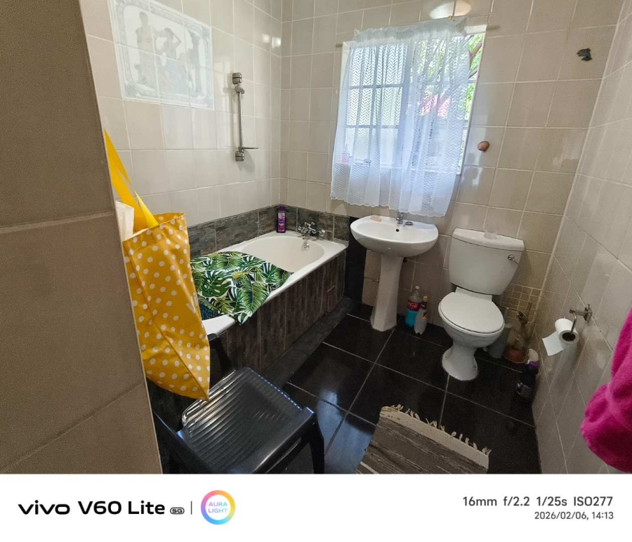 3 Bedroom Property for Sale in Brackendowns Gauteng