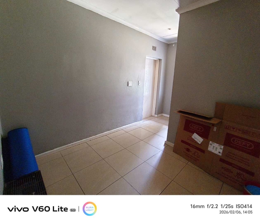 3 Bedroom Property for Sale in Brackendowns Gauteng