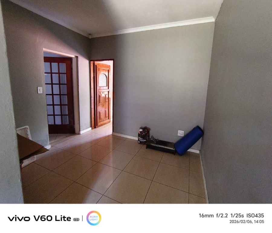 3 Bedroom Property for Sale in Brackendowns Gauteng