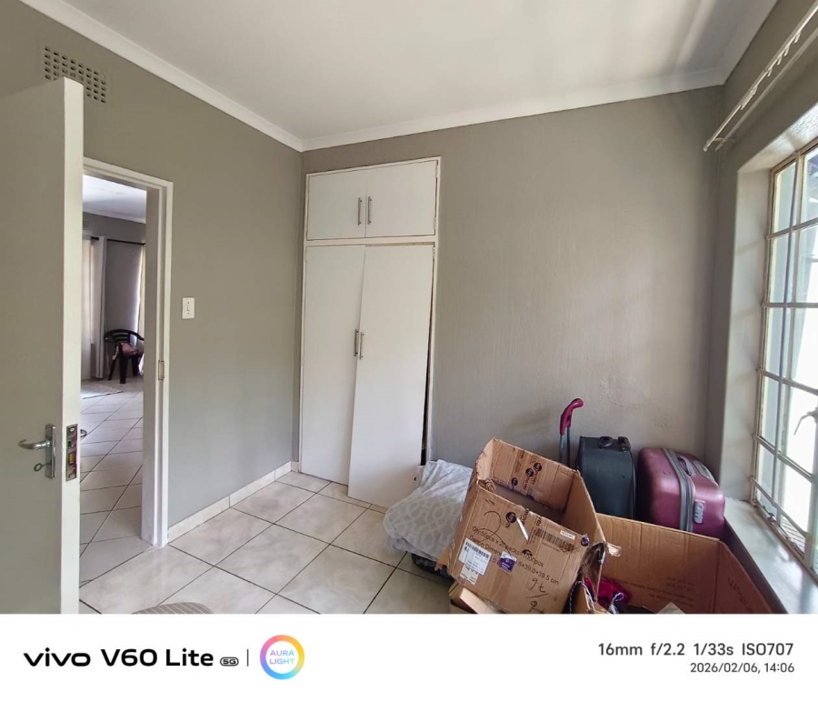 3 Bedroom Property for Sale in Brackendowns Gauteng