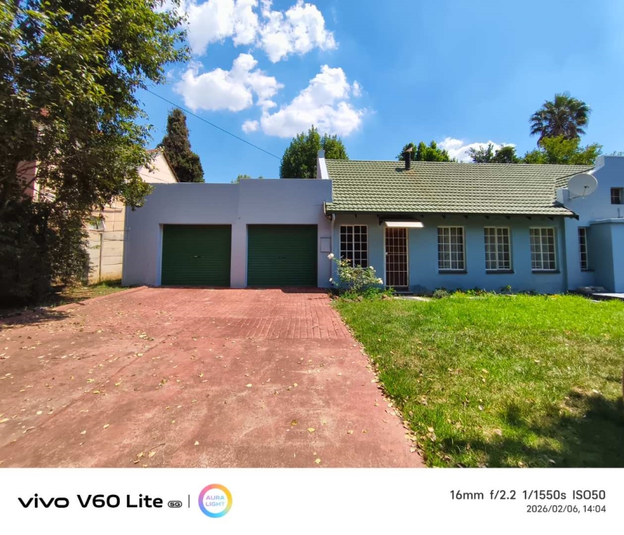 3 Bedroom Property for Sale in Brackendowns Gauteng