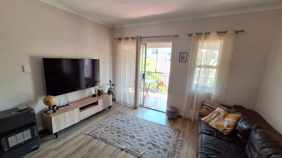 To Let 2 Bedroom Property for Rent in Northcliff Gauteng