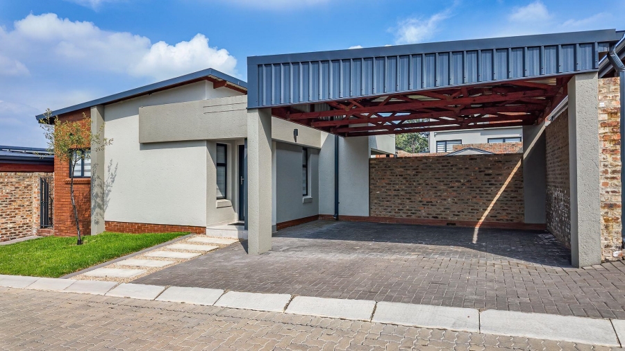 To Let 2 Bedroom Property for Rent in Carlswald Gauteng