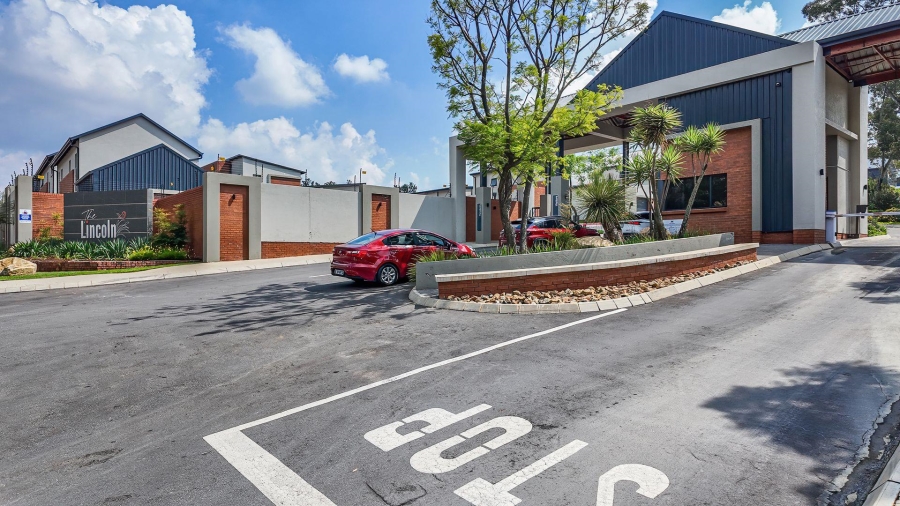 To Let 2 Bedroom Property for Rent in Carlswald Gauteng