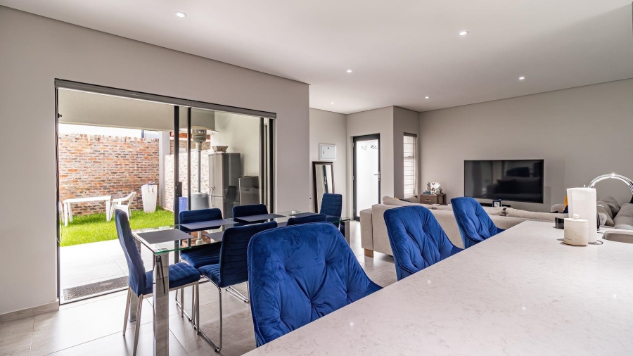 To Let 2 Bedroom Property for Rent in Carlswald Gauteng