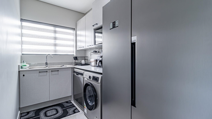 To Let 2 Bedroom Property for Rent in Carlswald Gauteng