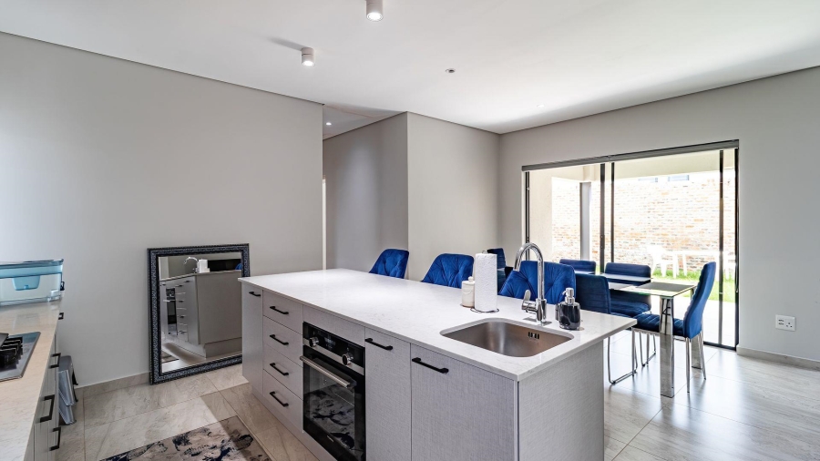 To Let 2 Bedroom Property for Rent in Carlswald Gauteng