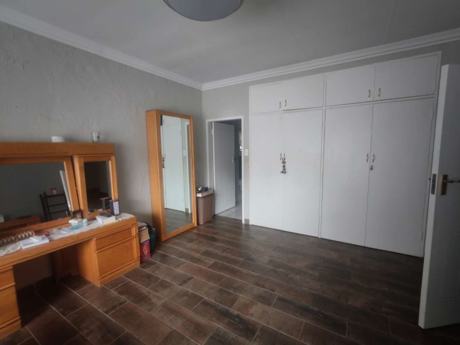 3 Bedroom Property for Sale in Wierdapark Gauteng