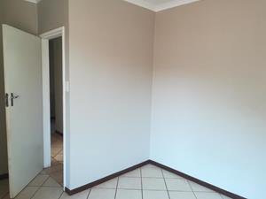 To Let 2 Bedroom Property for Rent in Die Hoewes Gauteng