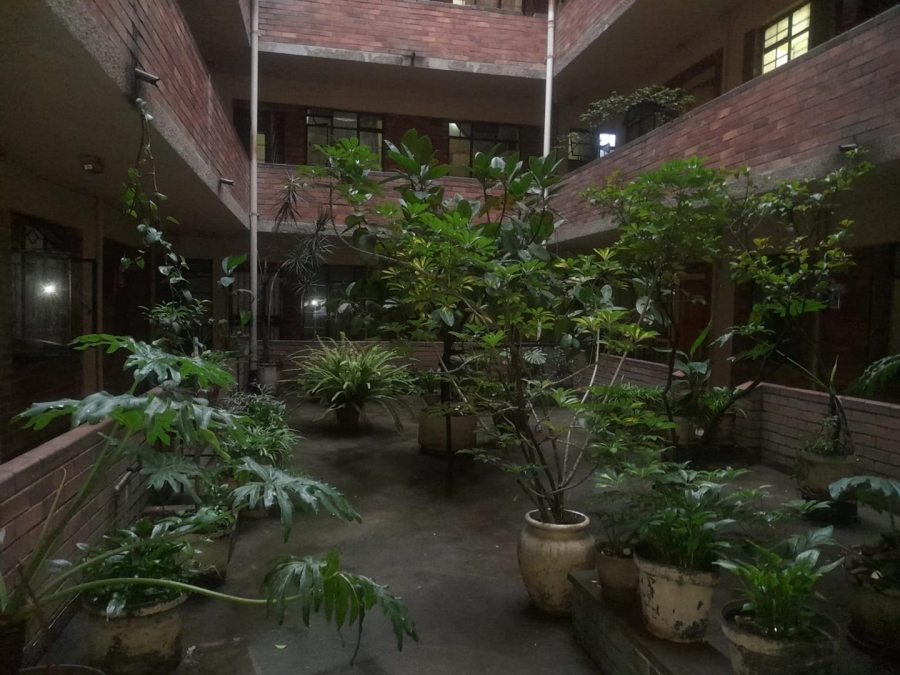 1 Bedroom Property for Sale in Yeoville Gauteng