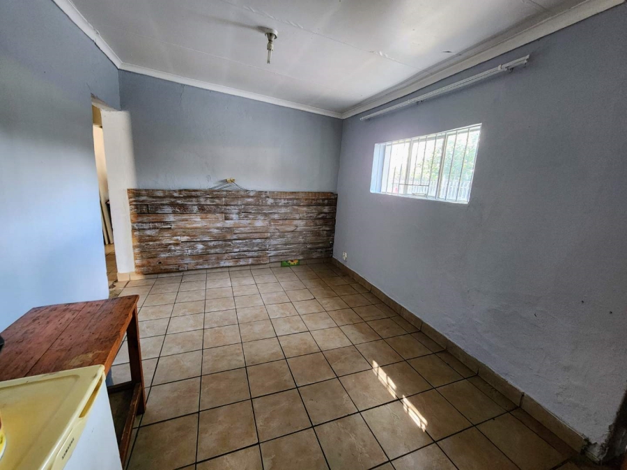 5 Bedroom Property for Sale in Villieria Gauteng