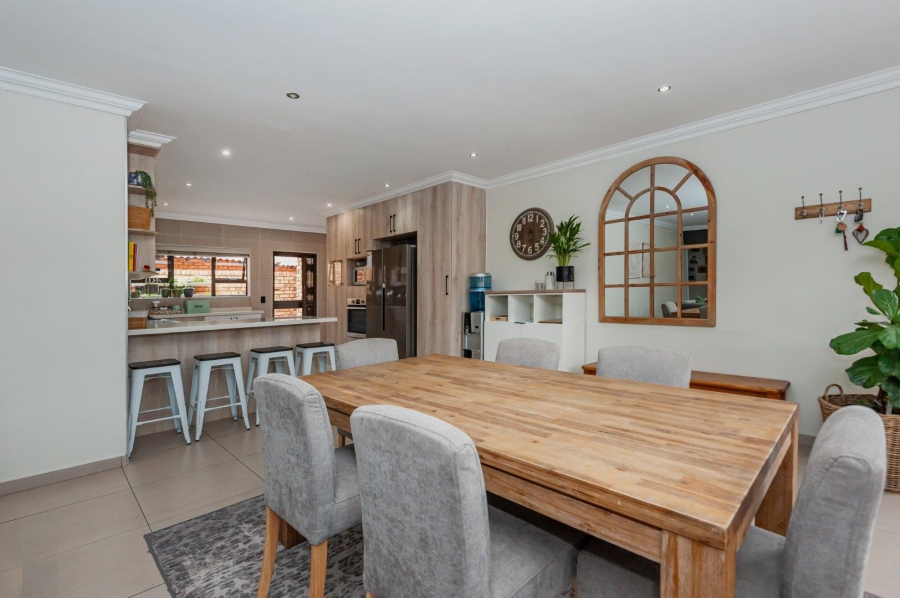 3 Bedroom Property for Sale in New Redruth Gauteng