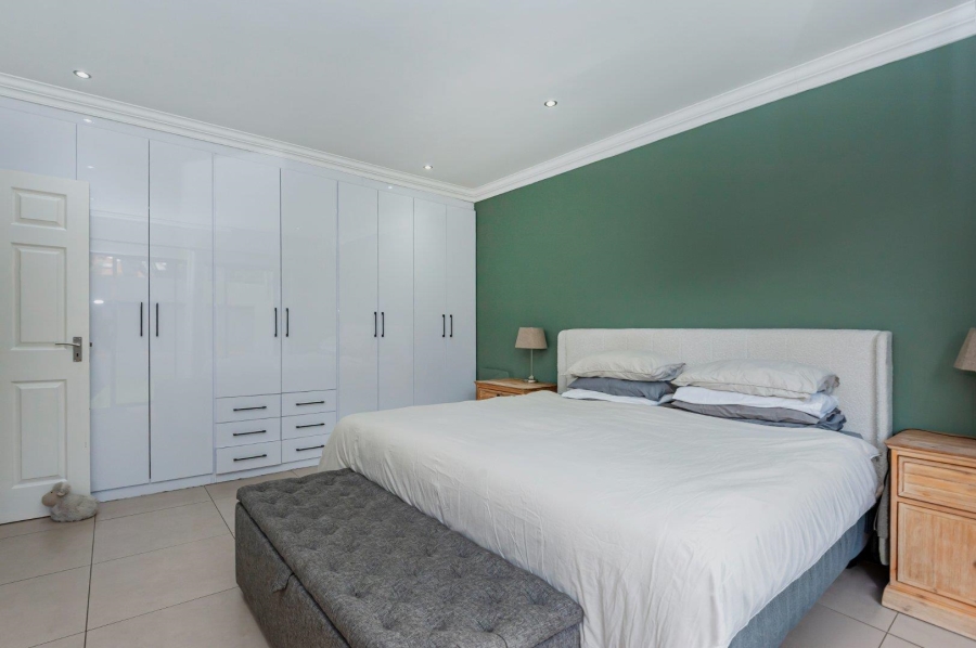 3 Bedroom Property for Sale in New Redruth Gauteng