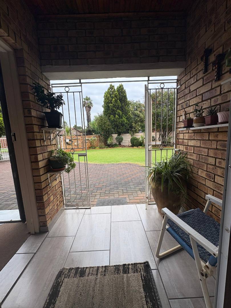 4 Bedroom Property for Sale in Risiville Gauteng