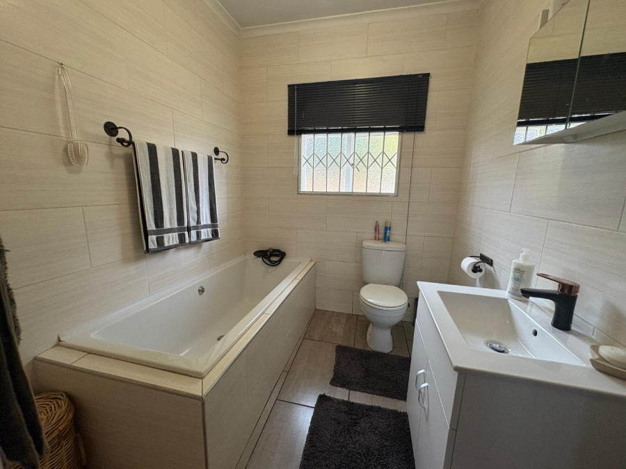 4 Bedroom Property for Sale in Risiville Gauteng