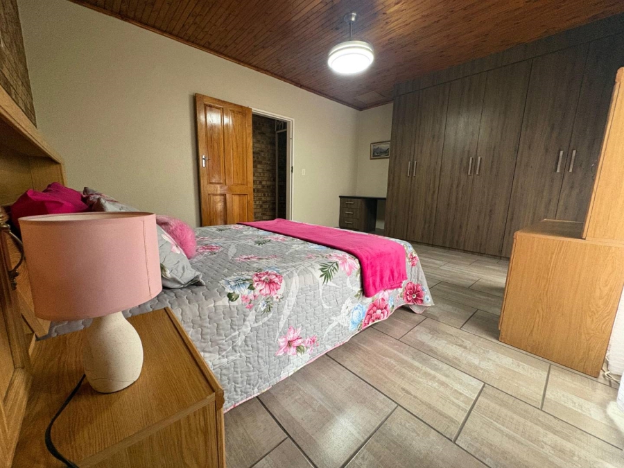 4 Bedroom Property for Sale in Risiville Gauteng