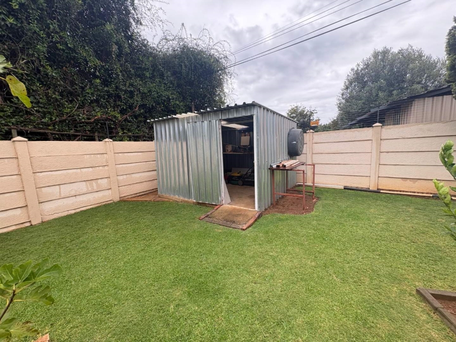 4 Bedroom Property for Sale in Risiville Gauteng