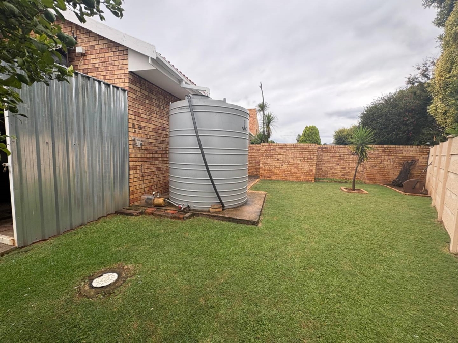 4 Bedroom Property for Sale in Risiville Gauteng