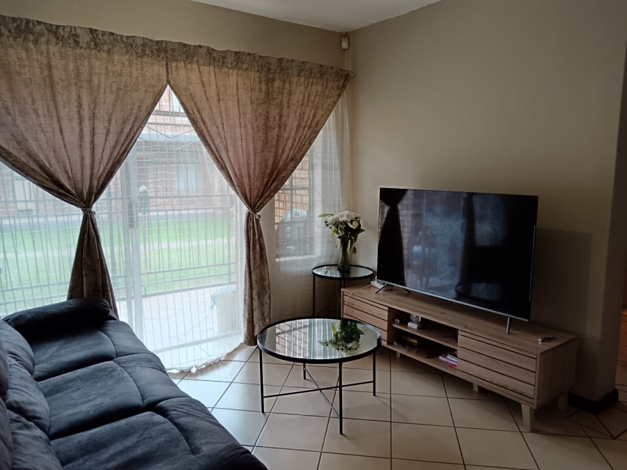 2 Bedroom Property for Sale in Karenpark Gauteng