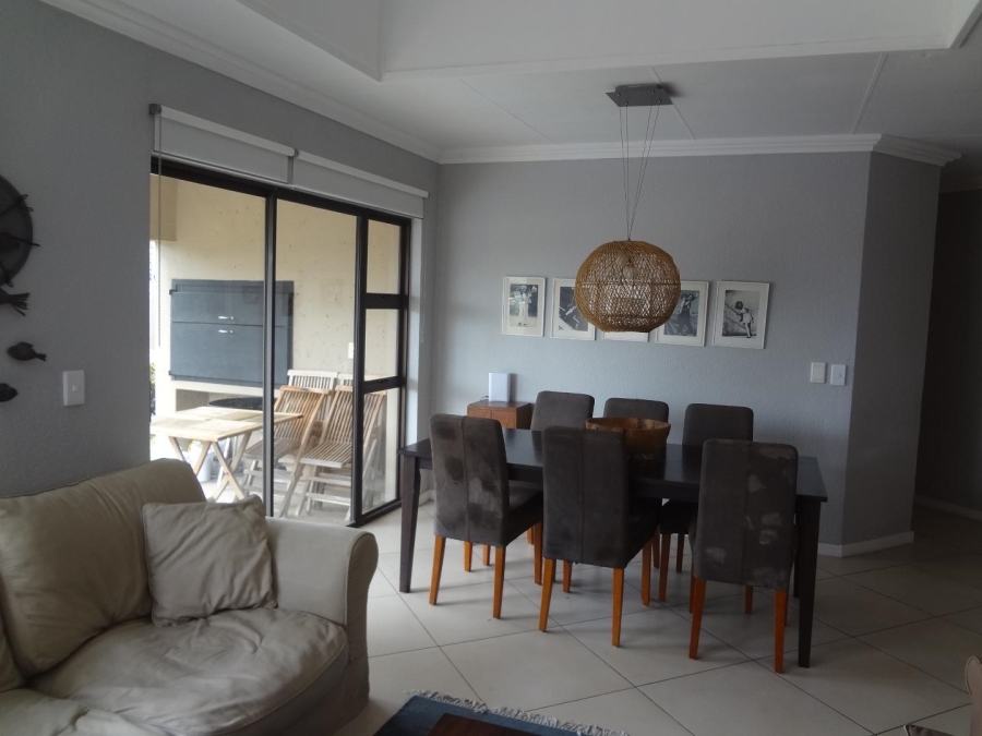 To Let 3 Bedroom Property for Rent in Beverley Gauteng