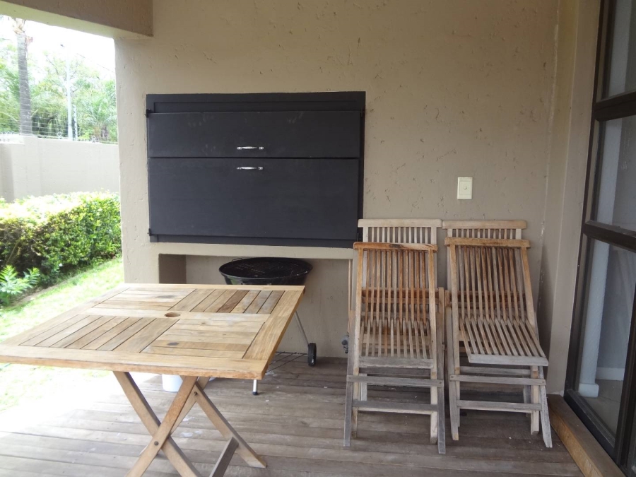 To Let 3 Bedroom Property for Rent in Beverley Gauteng