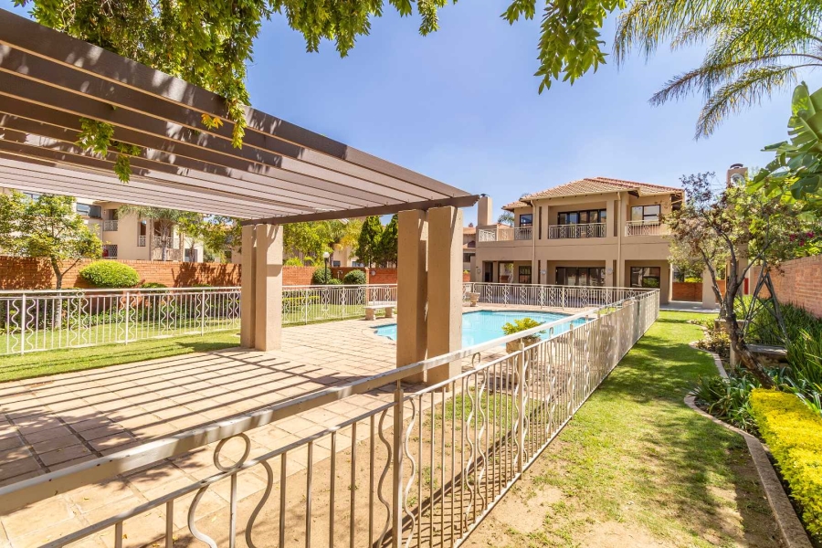 To Let 2 Bedroom Property for Rent in Sunninghill Gauteng