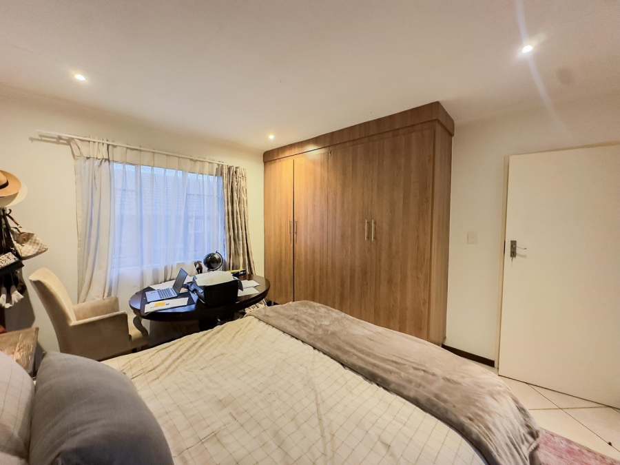 2 Bedroom Property for Sale in Mooikloof Ridge Gauteng