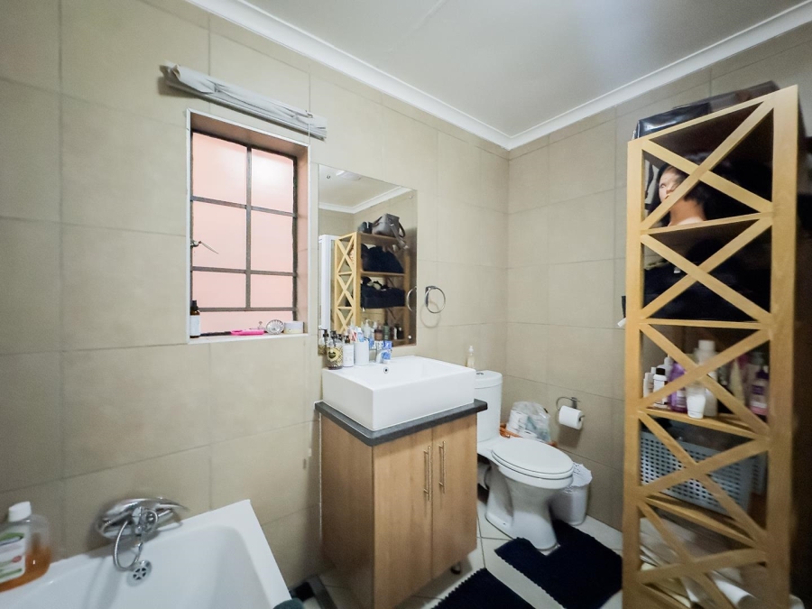 2 Bedroom Property for Sale in Mooikloof Ridge Gauteng