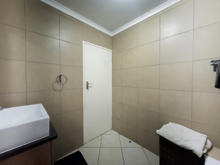 2 Bedroom Property for Sale in Mooikloof Ridge Gauteng