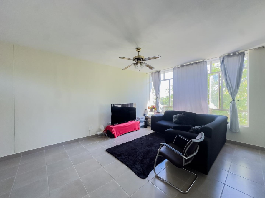 2 Bedroom Property for Sale in La Montagne Gauteng