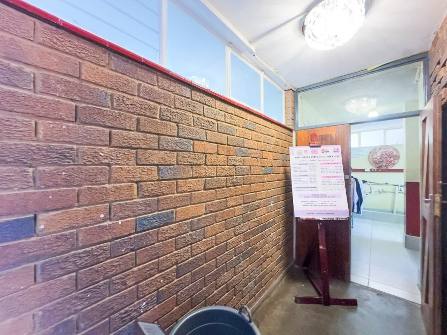 2 Bedroom Property for Sale in La Montagne Gauteng
