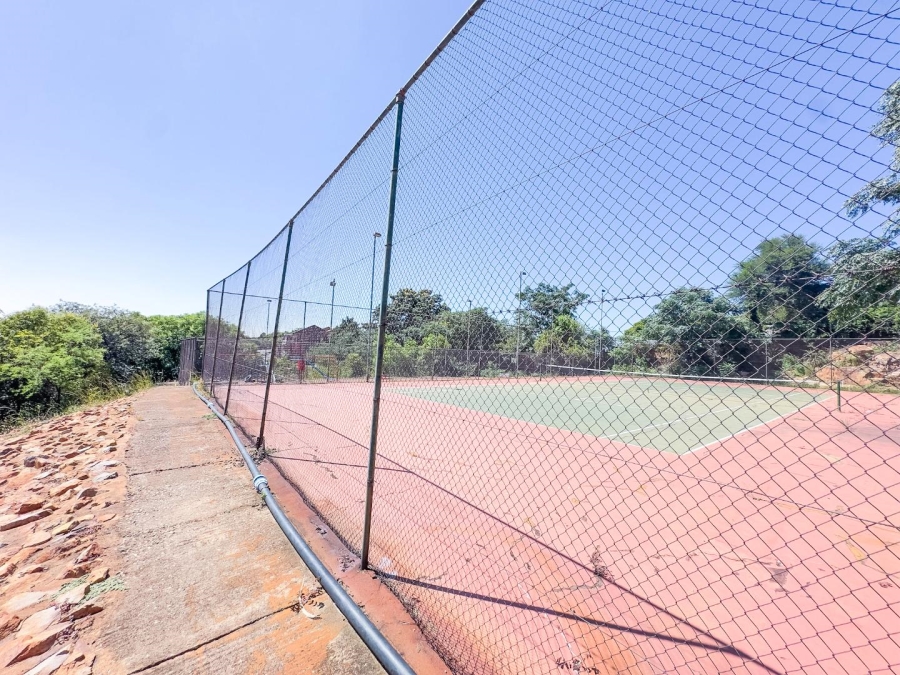 2 Bedroom Property for Sale in La Montagne Gauteng