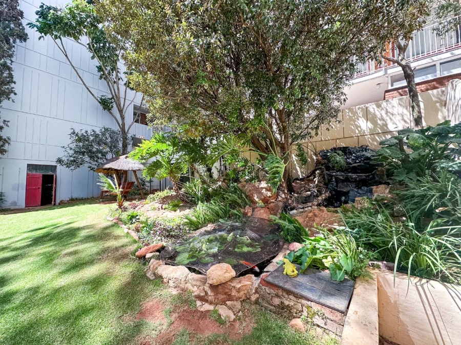 2 Bedroom Property for Sale in La Montagne Gauteng