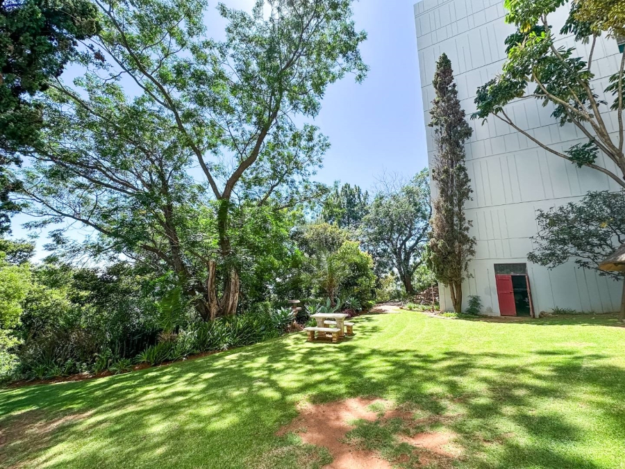 2 Bedroom Property for Sale in La Montagne Gauteng
