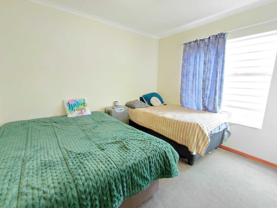 3 Bedroom Property for Sale in Wilgeheuwel Gauteng