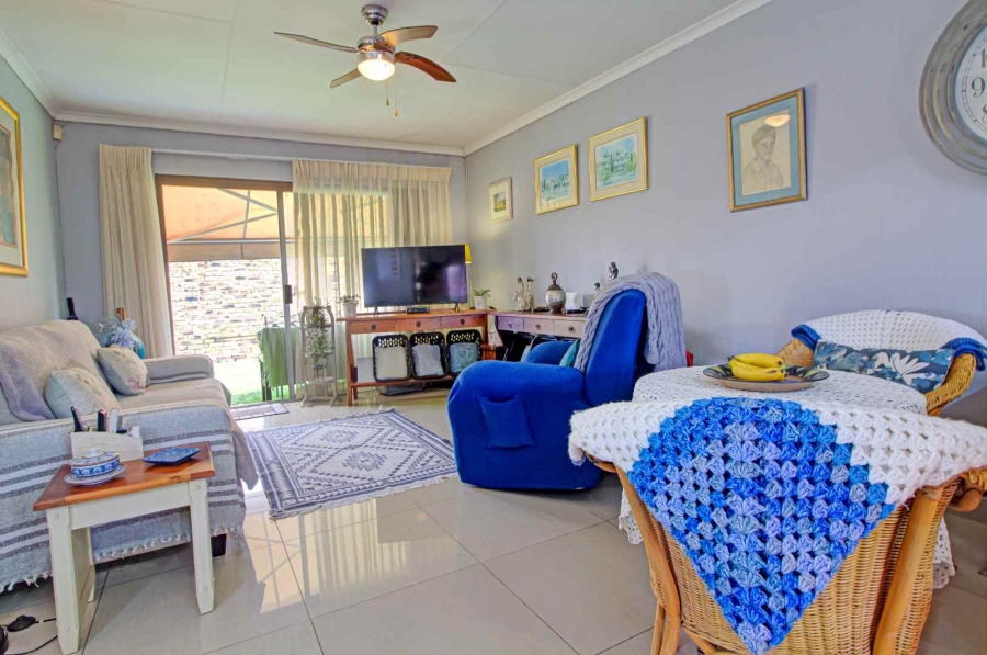 2 Bedroom Property for Sale in Wilgeheuwel Gauteng