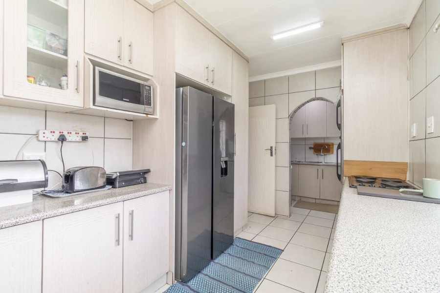 4 Bedroom Property for Sale in Paulshof Gauteng