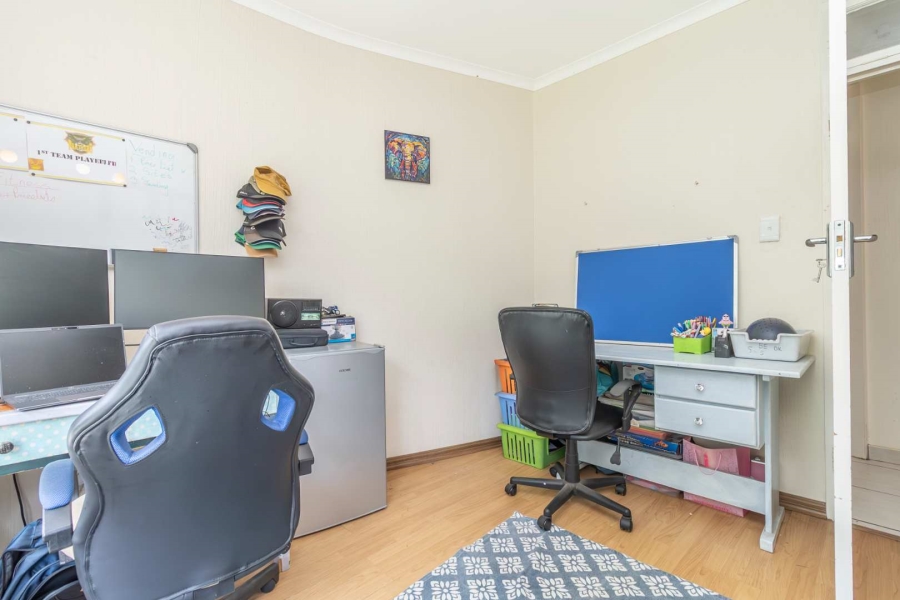 4 Bedroom Property for Sale in Paulshof Gauteng
