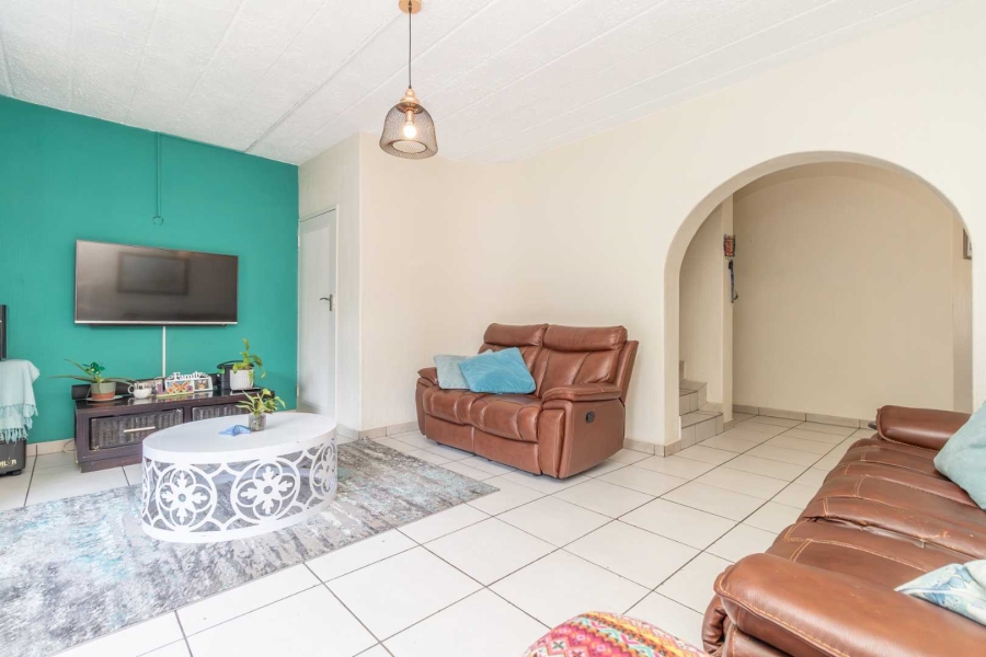 4 Bedroom Property for Sale in Paulshof Gauteng