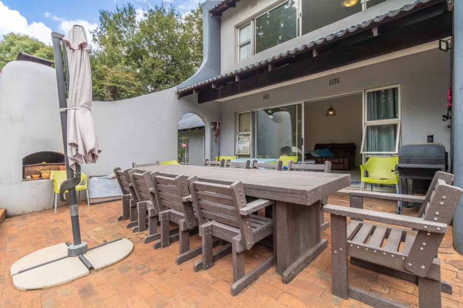 4 Bedroom Property for Sale in Paulshof Gauteng