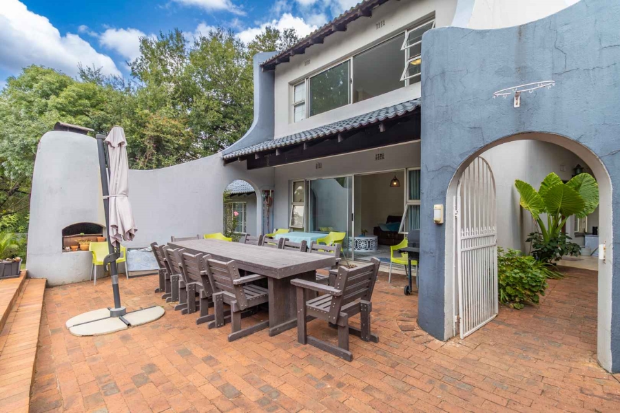 4 Bedroom Property for Sale in Paulshof Gauteng