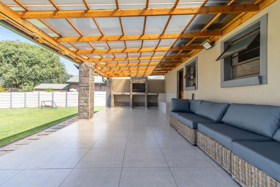 3 Bedroom Property for Sale in Horison Gauteng