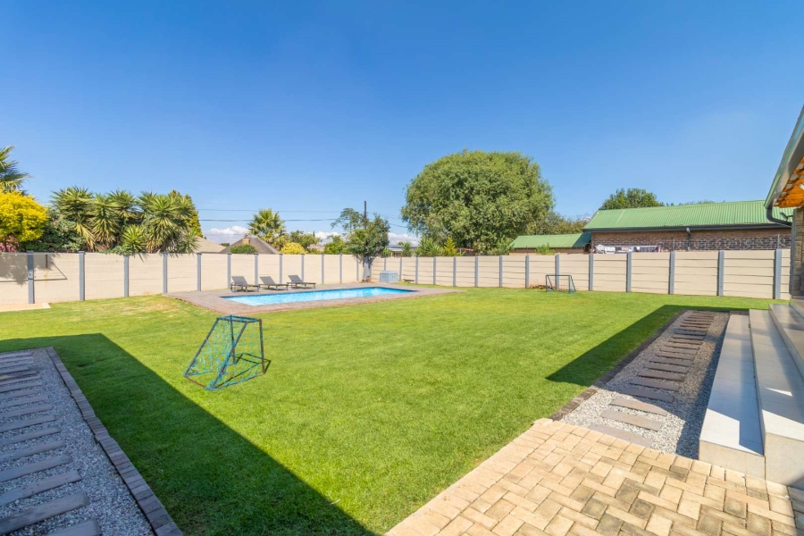 3 Bedroom Property for Sale in Horison Gauteng